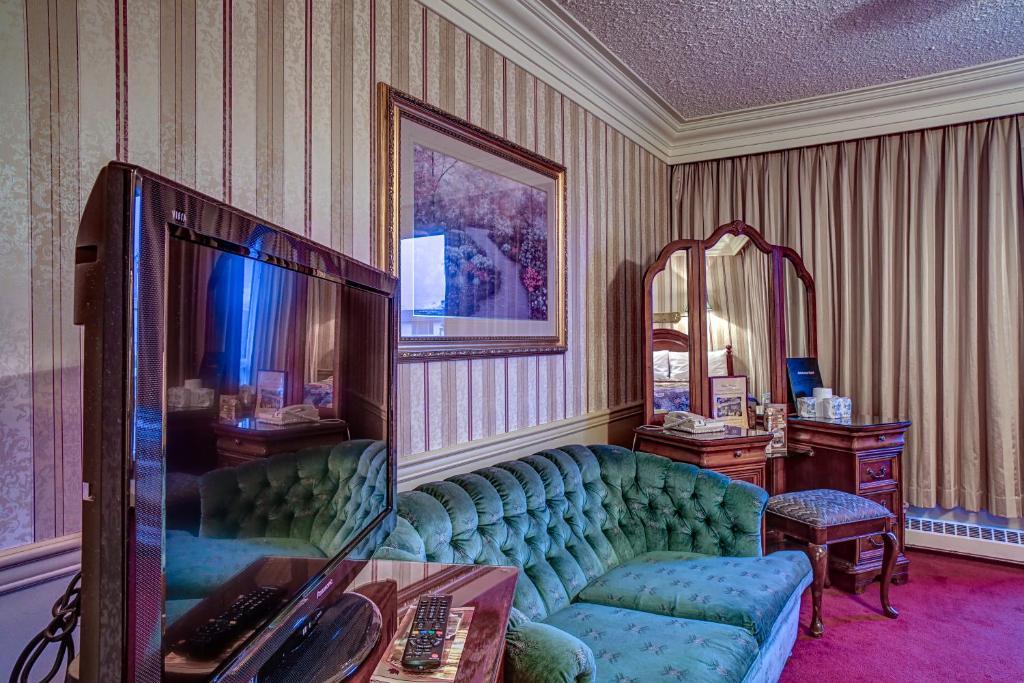 Athabasca Hotel Джаспер Номер фото