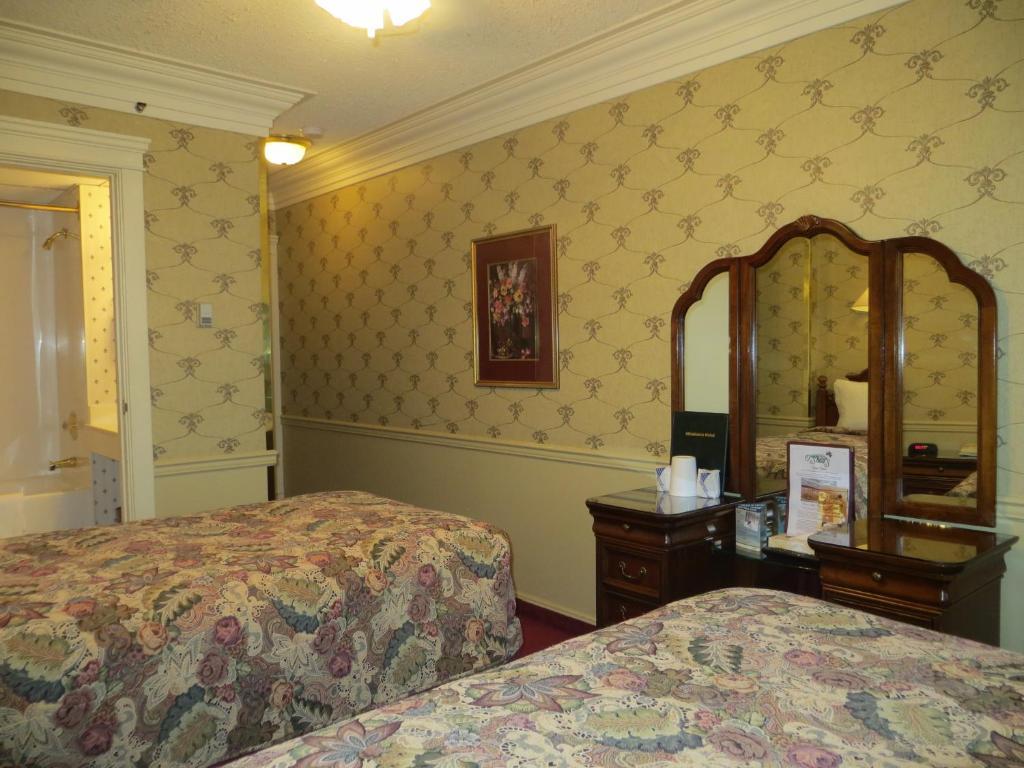 Athabasca Hotel Джаспер Номер фото